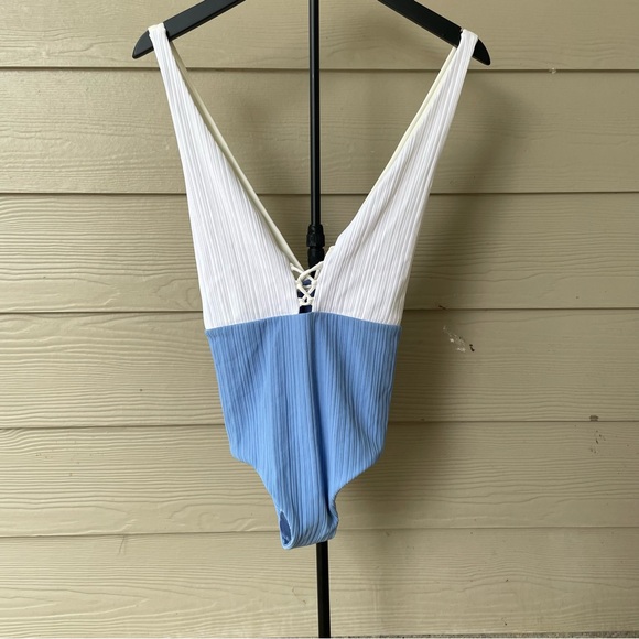 Onia Ribbed White and Blue One Piece Swimsuit - Picture 1 of 6